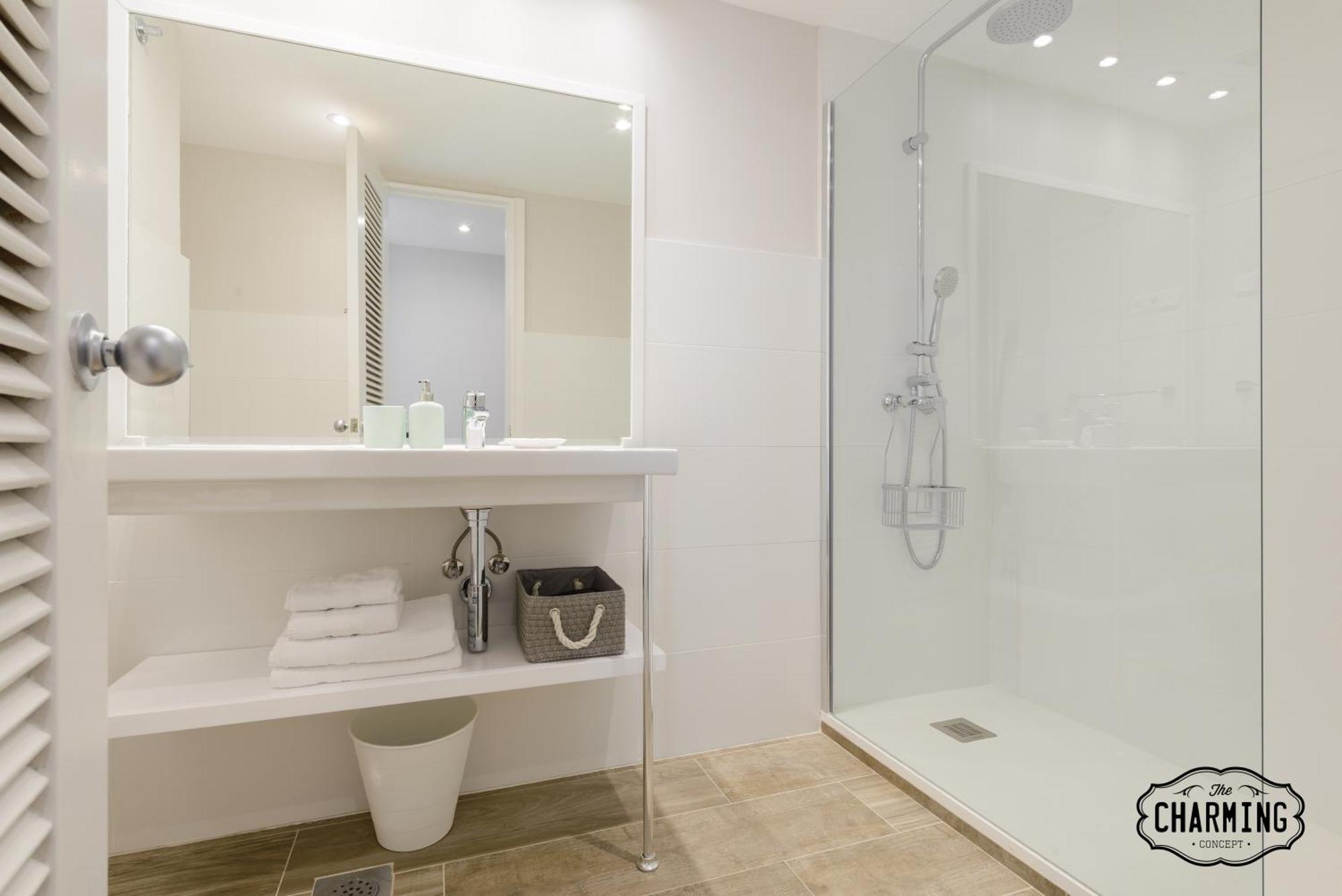 Charming Eurobuilding 2 Terrace Exclusive - Plaza De Parking Leilighet Madrid Eksteriør bilde